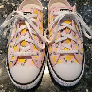 Baby pink lemon Converse slip-on